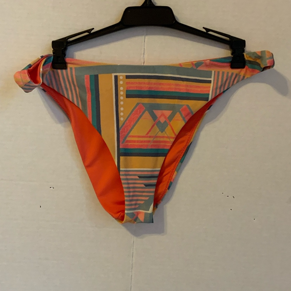 O'Neill Orange and Tan Geometric Bikini Bottom